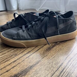 Nike Court Legacy Black Canvas Sneakers  Men’s Size 9.5